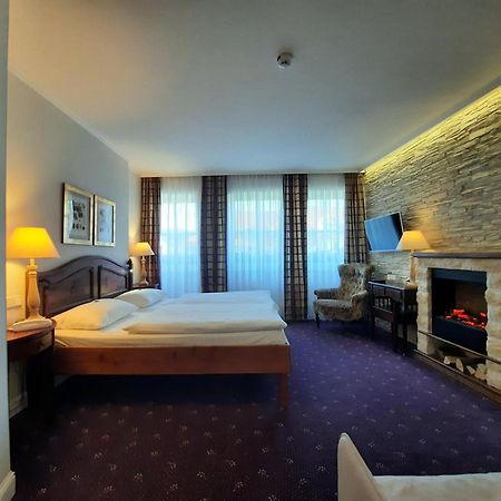 Hotel Unstruttal Freyburg Exteriör bild