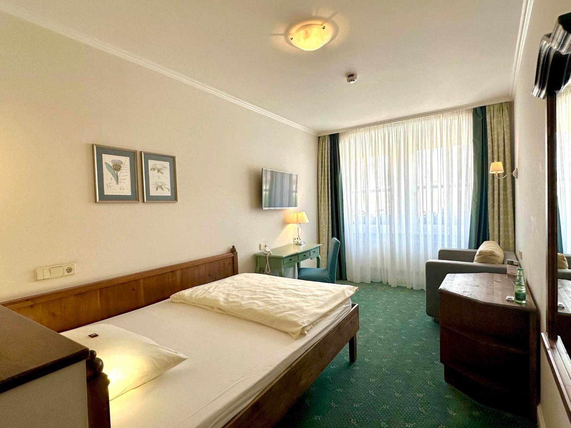 Hotel Unstruttal Freyburg Exteriör bild